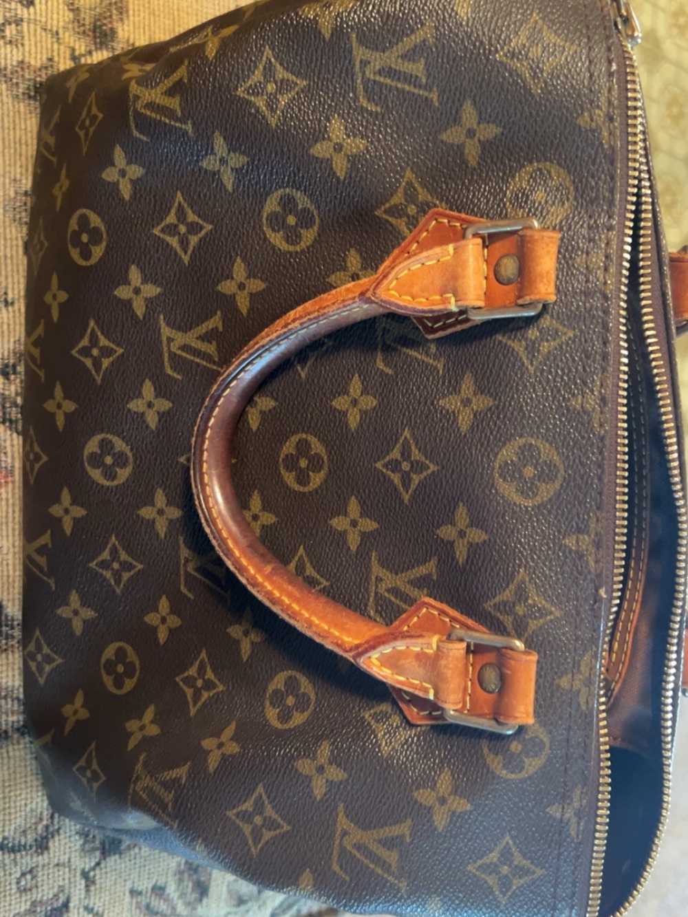 Louis Vuitton Speedy